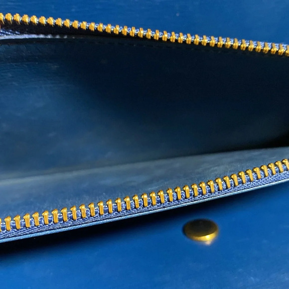 Authentic Louis Vuitton Malletier Blue Epi - Picture 17 of 17